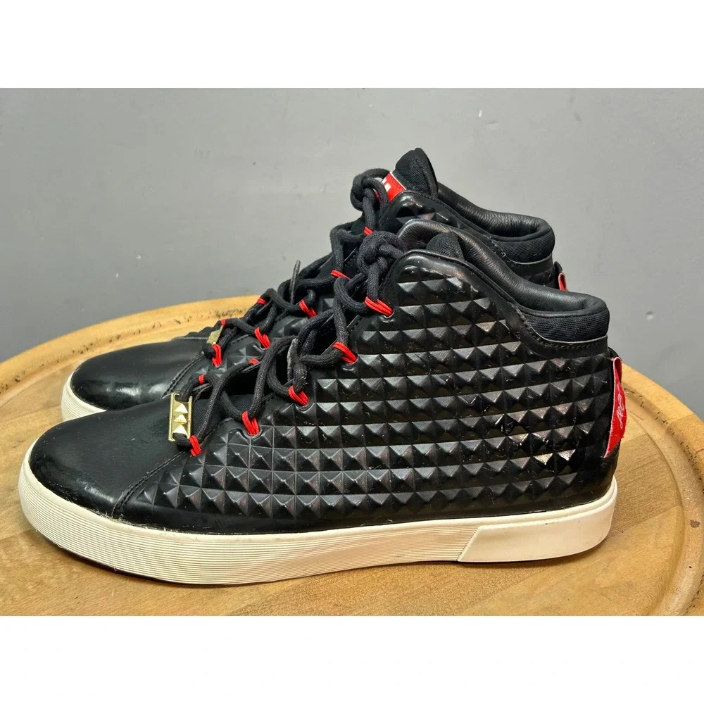 Nike LeBron 12 Lifestyle Mens 10.5 Black Challenge‎ Red 716417-001 Pyramid Stud